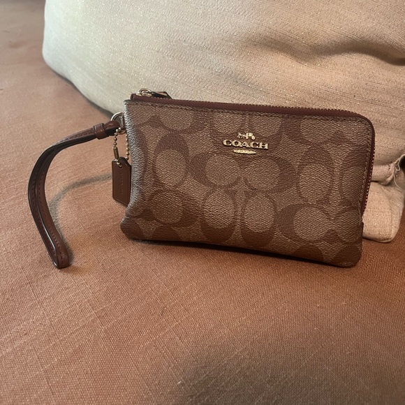 COACH large wristlet DOUBLE ZIP WALLET - Picture 1 of 13